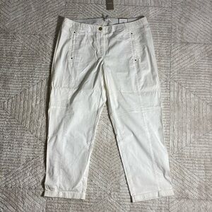 Chicos the ultimate fit flatter slim lengthens casual cotton ankle Size 3